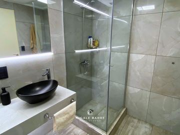 Departamento en  venta en Av.Las Heras al 800