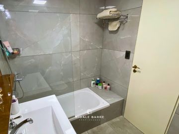 Departamento en  venta en Av.Las Heras al 800