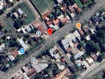 Casa en venta - 2 Dormitorios 2 Baños - Local - 200Mts2 - San Vicente