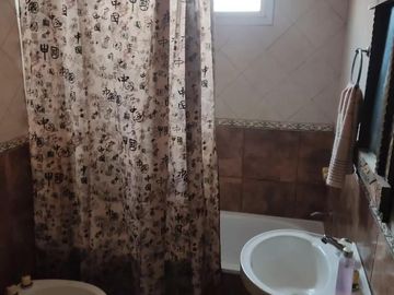 Casa en venta - 2 Dormitorios 2 Baños - Local - 200Mts2 - San Vicente