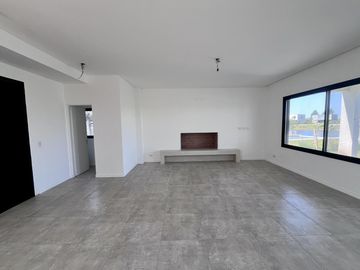 CASA, VENTA, SAN MATIAS  LOTE al 1100, 5 AMBIENTES