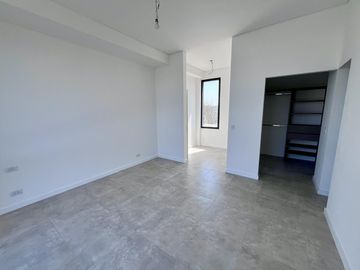 CASA, VENTA, SAN MATIAS  LOTE al 1100, 5 AMBIENTES