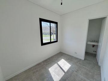 CASA, VENTA, SAN MATIAS  LOTE al 1100, 5 AMBIENTES