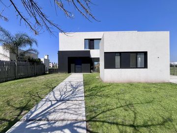 CASA, VENTA, SAN MATIAS  LOTE al 1100, 5 AMBIENTES