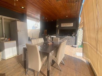 Duplex en Country La Cuesta, Pileta, Cochera Doble, Quincho