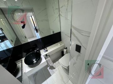 Departamento  4 ambientes con dos cochera y piscina en Lanús Oeste centro