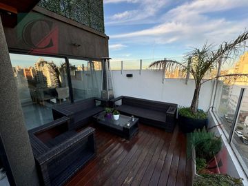 Departamento  4 ambientes con dos cochera y piscina en Lanús Oeste centro