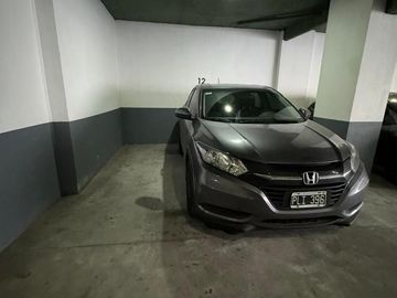 Departamento  4 ambientes con dos cochera y piscina en Lanús Oeste centro