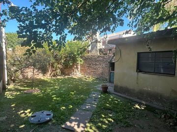 VENTA CASA 2 DORMITORIOS - LOMAS DE ALBERDI, ROSARIO