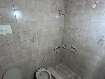 VENTA CASA 2 DORMITORIOS - LOMAS DE ALBERDI, ROSARIO