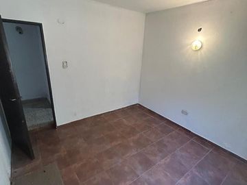VENTA CASA 2 DORMITORIOS - LOMAS DE ALBERDI, ROSARIO