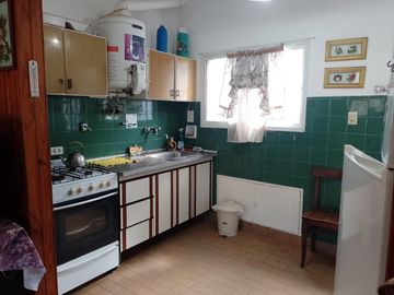 Casa en venta - 4 Dormitorios 2 Baños - Cochera - 450Mts2 - Mar del Tuyú