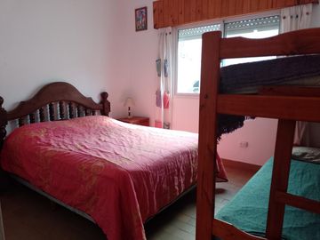 Casa en venta - 4 Dormitorios 2 Baños - Cochera - 450Mts2 - Mar del Tuyú