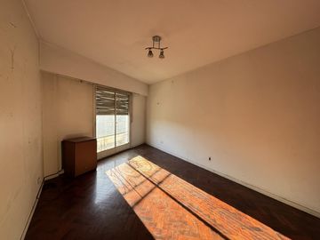 VENTA - 3 AMBIENTES C/BALCÓN - A REFACCIONAR - VILLA CRESPO