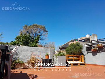 Casa en Venta dos plantas 7 ambientes 5 habitaciones pileta terraza en Victoria tigre san fernando