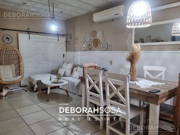 Casa en Venta dos plantas 7 ambientes 5 habitaciones pileta terraza en Victoria tigre san fernando