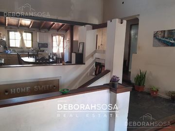 Casa en Venta dos plantas 7 ambientes 5 habitaciones pileta terraza en Victoria tigre san fernando