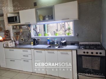 Casa en Venta dos plantas 7 ambientes 5 habitaciones pileta terraza en Victoria tigre san fernando