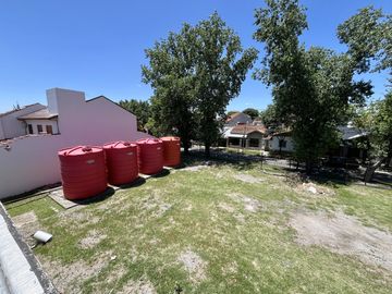 Depósito y Oficinas en VENTA en la mejor zona de Carapachay, Vicente Lopez
