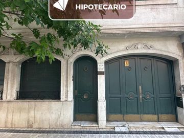 Casa en venta en Barrio Centro, 4 dorm, 2 baños, patio, terraza y garage. APTO CREDITO