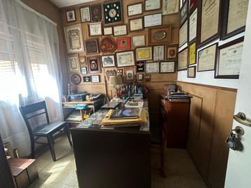 Casa en venta en Barrio Centro, 4 dorm, 2 baños, patio, terraza y garage. APTO CREDITO