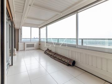 Venta/Alquiler departamento 8 ambientes - Cañitas