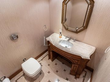 Venta/Alquiler departamento 8 ambientes - Cañitas