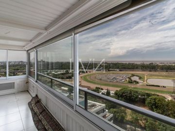 Venta/Alquiler departamento 8 ambientes - Cañitas