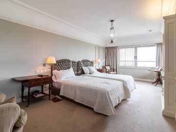 Venta/Alquiler departamento 8 ambientes - Cañitas