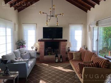 Venta Casa - Chacras del Molino / Exaltación de la Cruz - Lote de 2000 m2