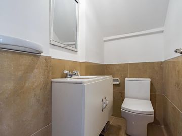 VENTA/PERMUTA – Casa - 4 dormitorios en suite - Playroom y piscina - Cadaques, Funes Hills