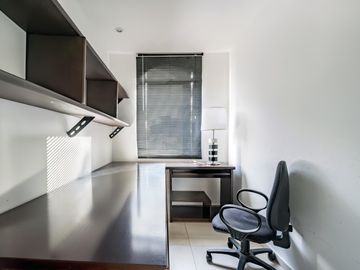 VENTA/PERMUTA – Casa - 4 dormitorios en suite - Playroom y piscina - Cadaques, Funes Hills