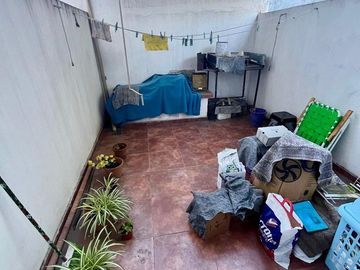DEPTO 1 DORMITORIO   TERRAZA! 65.000 USD.-