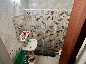 DEPTO 1 DORMITORIO   TERRAZA! 65.000 USD.-