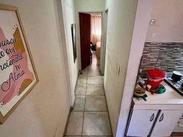 DEPTO 1 DORMITORIO   TERRAZA! 65.000 USD.-
