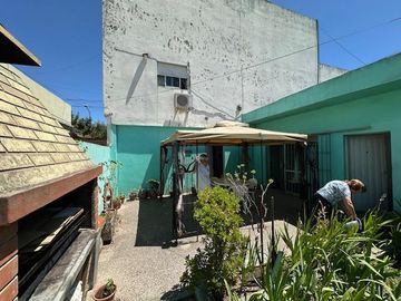 Casa en  venta en G. de Laferrere