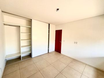 DEPARTAMENTO DE UN DORMITORIO VENTA SOLARIUM Y PARRILLERO LUIS AGOTE ROSARIO