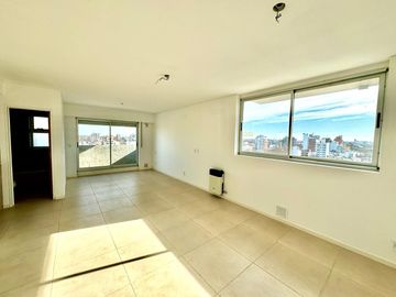 DEPARTAMENTO DE UN DORMITORIO VENTA SOLARIUM Y PARRILLERO LUIS AGOTE ROSARIO