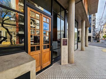 VENTA. DEPARTAMENTO TRES DORMITORIOS. PARRILLERO EXCLUSIVO. BARRIO MARTIN, ROSARIO