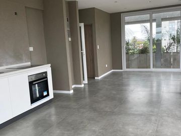 Departamento 4 ambientes con cochera a estrena en venta - Bernal Centro