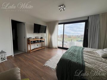 Casa en venta en Lagos de Canning