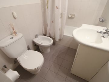BELGRANO R. AMPLIO MONOAMBIENTE . BALCON . AMENITIES. APTO PROFESIONAL