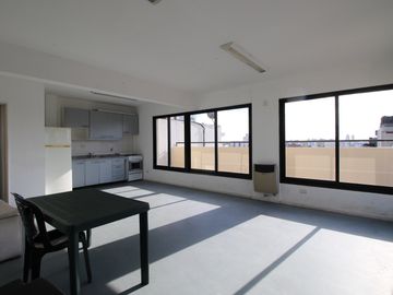 BELGRANO R. AMPLIO MONOAMBIENTE . BALCON . AMENITIES. APTO PROFESIONAL
