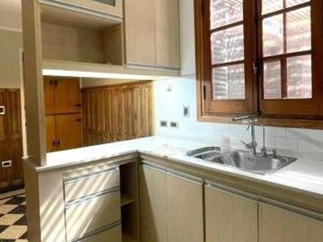 Casa en venta - 3 Dormitorios 2 Baños - Cochera - 625Mts2 - General Belgrano