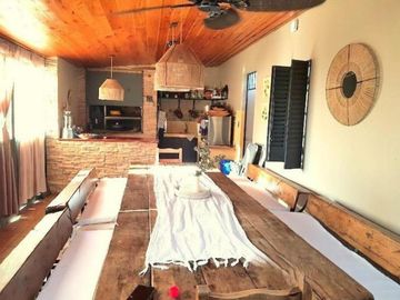 Casa en venta - 3 Dormitorios 2 Baños - Cochera - 625Mts2 - General Belgrano