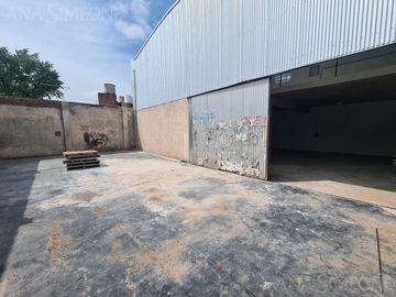 Nave Industrial - San Martin -  Venta con renta