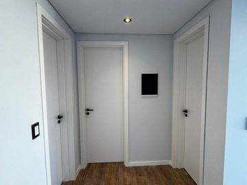 VENTA CASA 5 AMBIENTES A LA LAGUNA