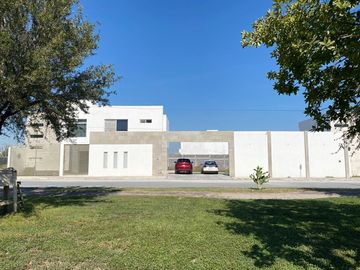 CASA  EN VENTA ZUAZUA NUEVO LEON