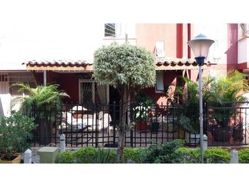 VENTA CASA EN GIRON CONJUNTO PORTAL 2