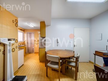 Departamento - 4 ambientes y Dep. - balcon y cochera - Palermo -  VENTA